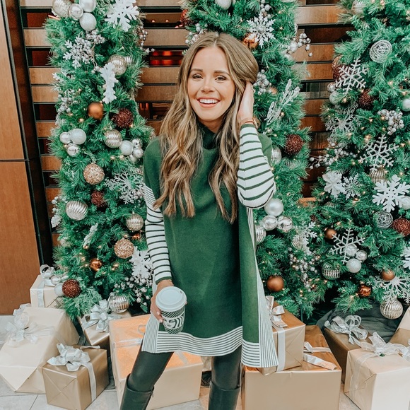 Hunter Green Pullover Sweater - Picture 1 of 3